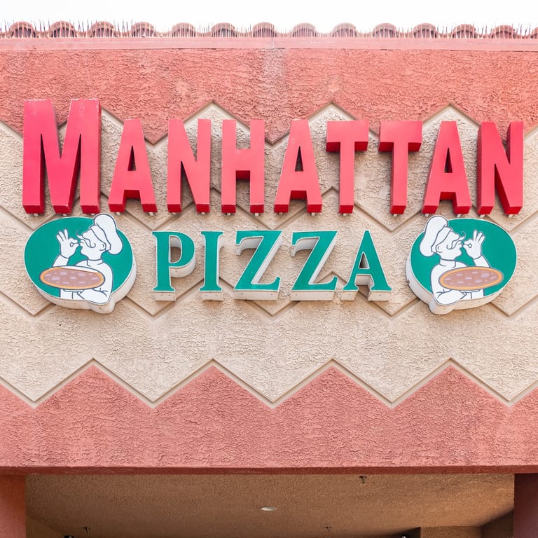 Welcome to Manhattan Pizza 🍕