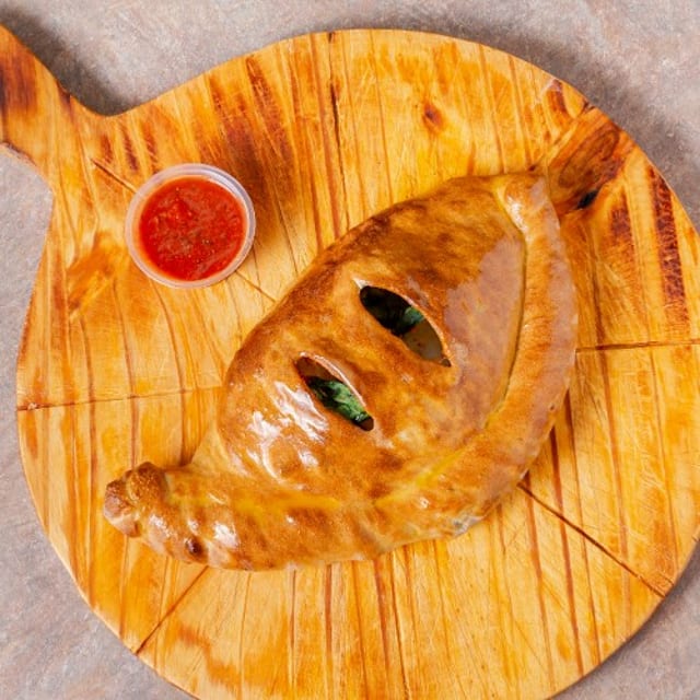 Cheese Special Calzone (Calzone).