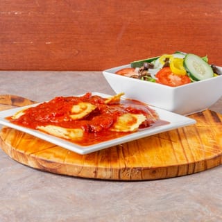 Ravioli (Pasta)