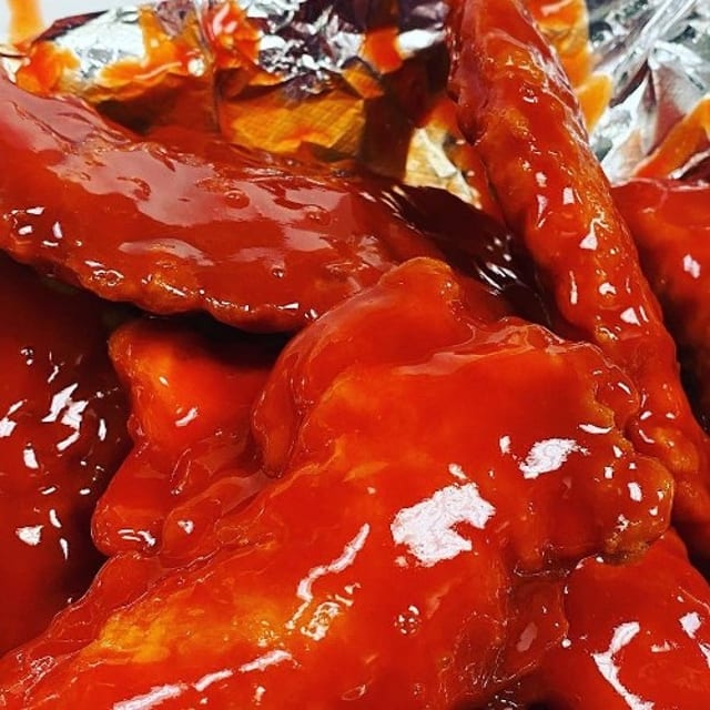 Half Bucket of Fingers (8 Pieces).